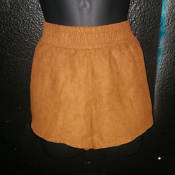 Pants - Brown shorts